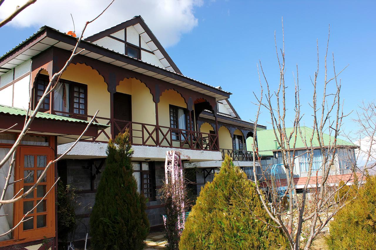 Snow King Retreat: Himalayan Views & Mountain Luxury Hotel Kufri Exterior photo